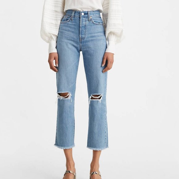 Levi's Wedgie Straight Ripped Jean in Market Street (Medium Wash) - Picture 1 of 7